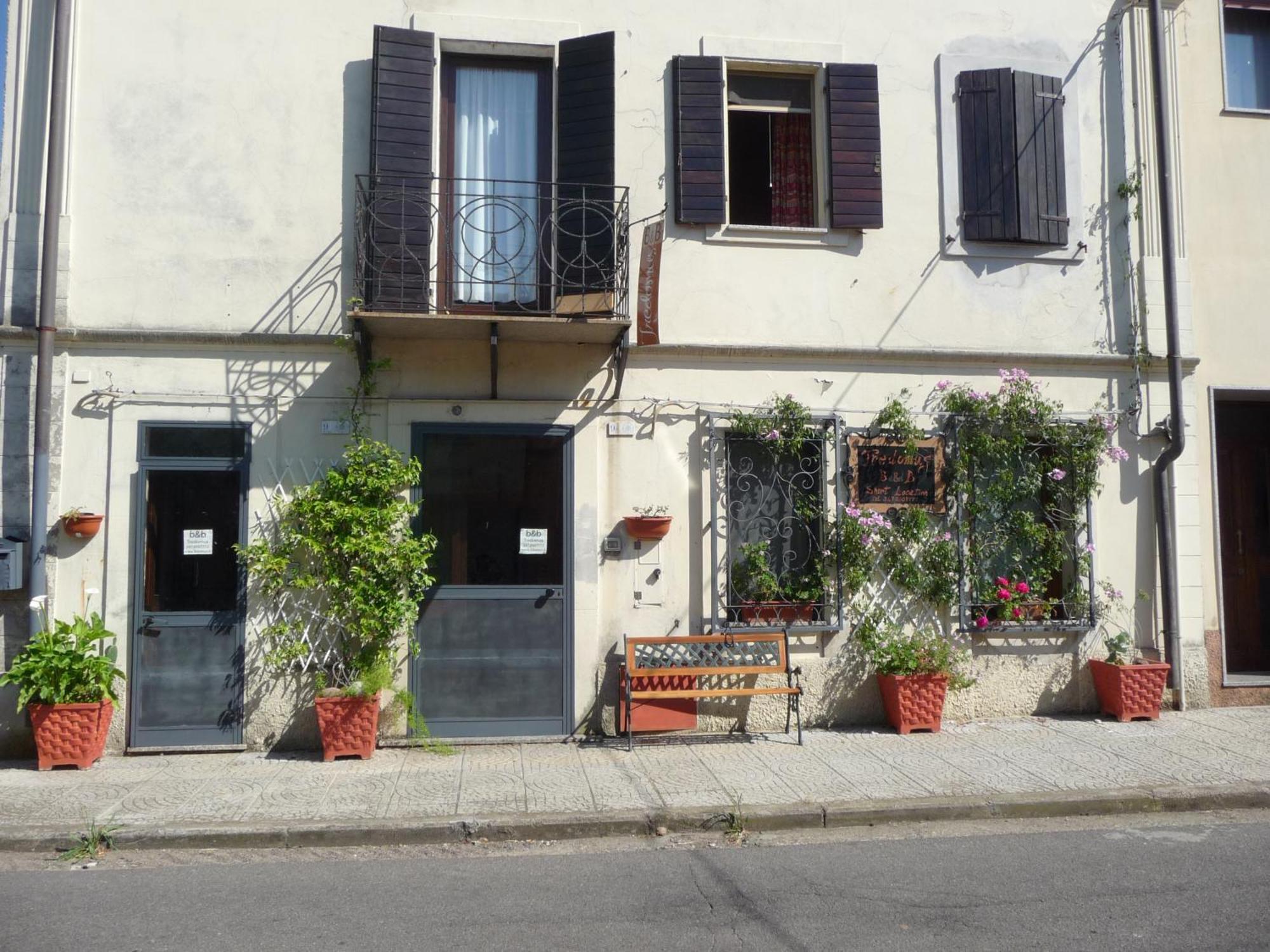 B&B Tredomus Tresnuraghes Dış mekan fotoğraf
